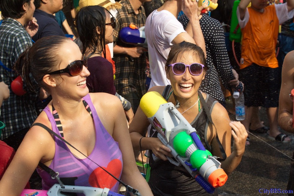 Chiangmai_Songkran_402.jpg