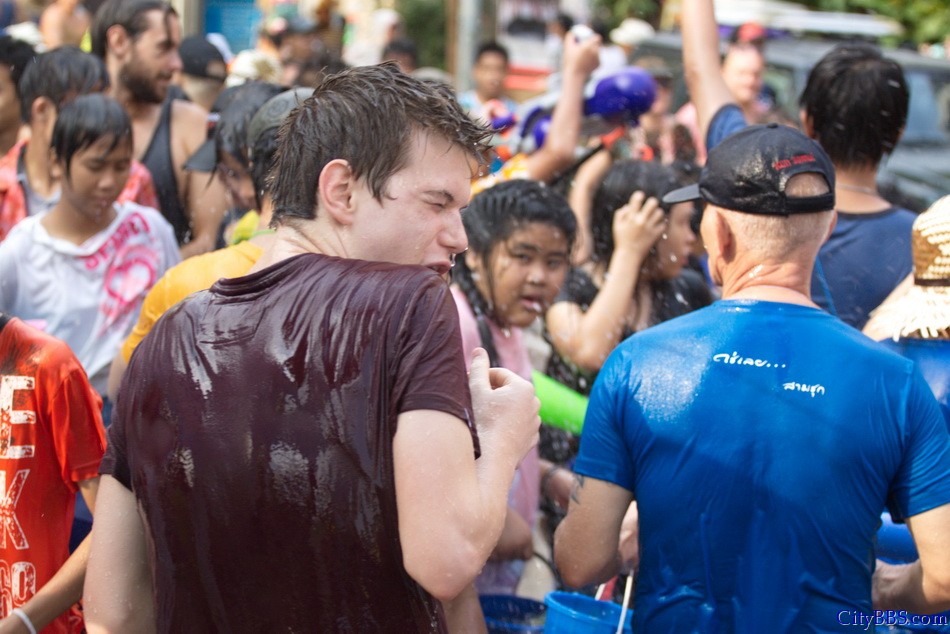 Chiangmai_Songkran_426.jpg