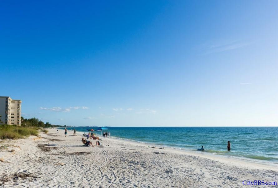 赤足海滩保护区县立公园（Barefoot Beach Preserve County Park）