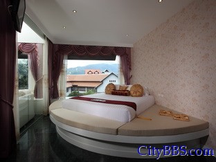 清迈阔查斯塔尼酒店 (Chiang Mai Kodchasri Thani Hotel)  