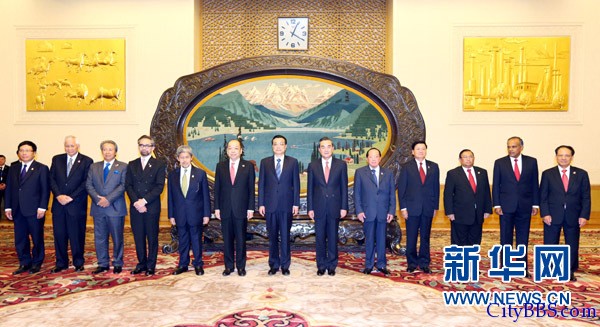 李克强集体会见东盟国家外长