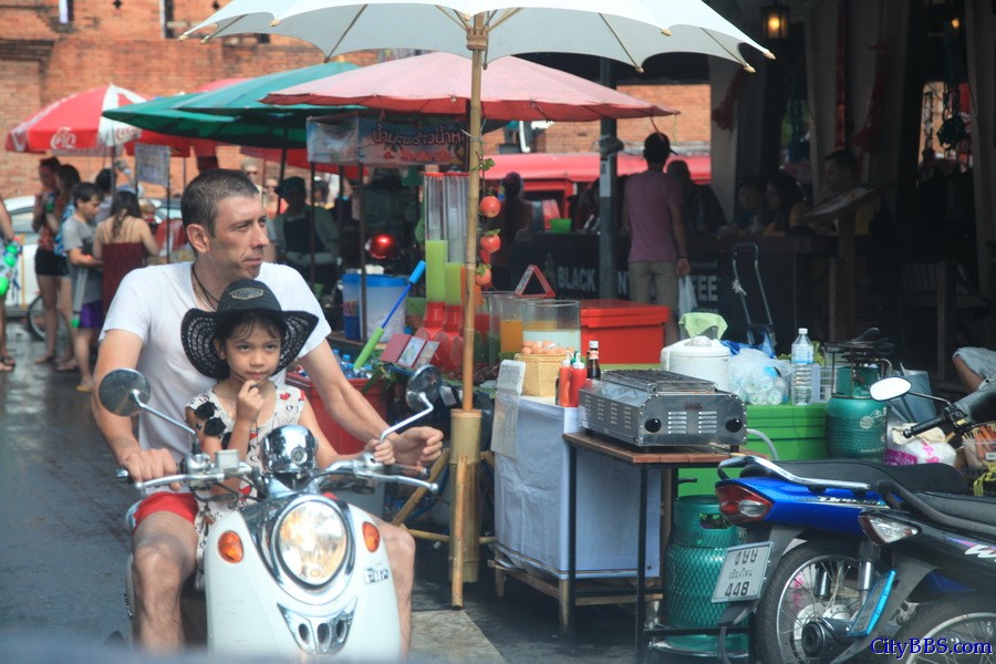 2014_ChiangMai_Songkran_泰国清迈宋干节