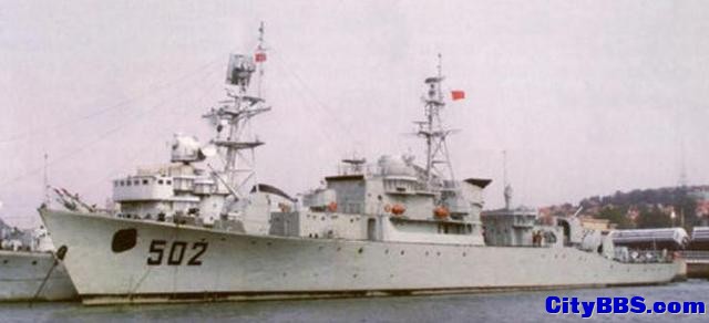 南沙海战功臣502号舰