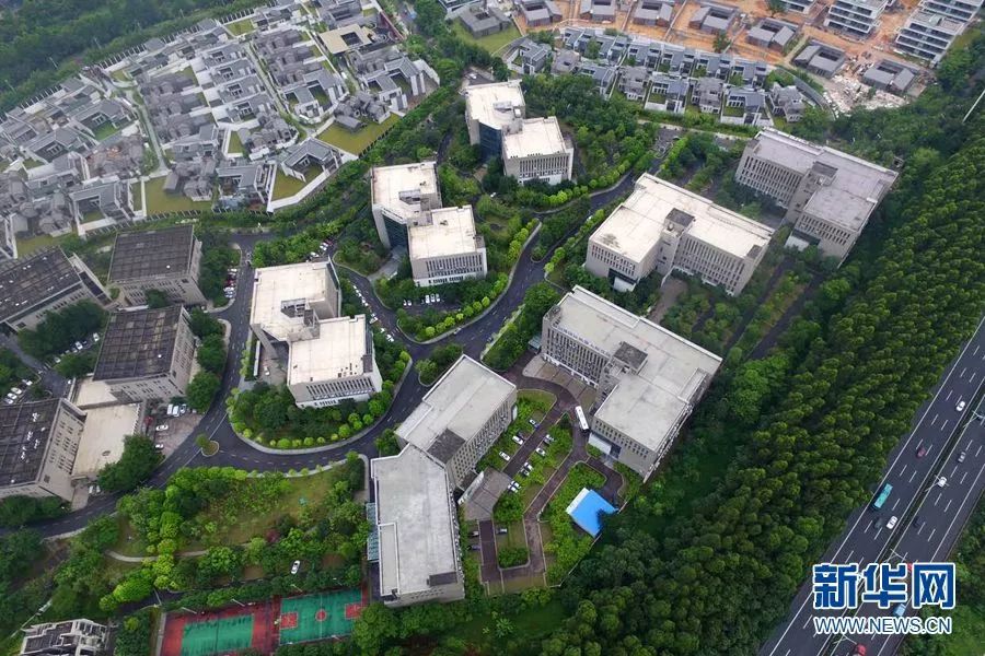东莞市松山湖国际机器人产业基地.jpg