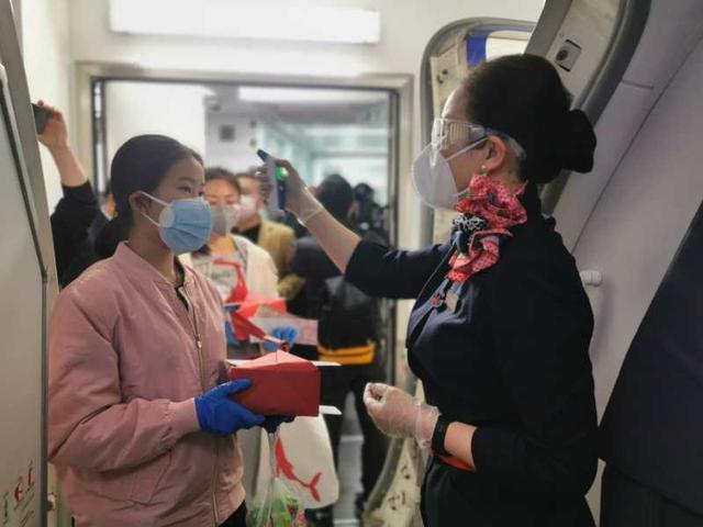 武汉复航首日，航班都飞向了哪些城市