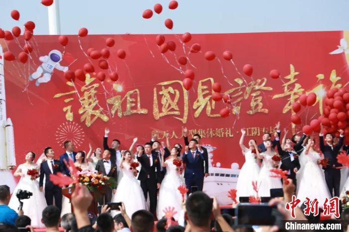 8天假期23场婚宴.jpg