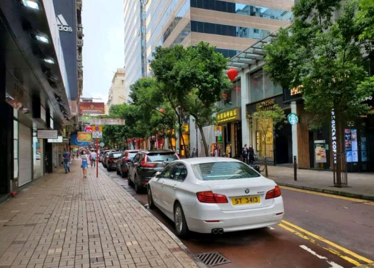 黄金周访港人数暴跌99％！香港街头繁华不再.jpg