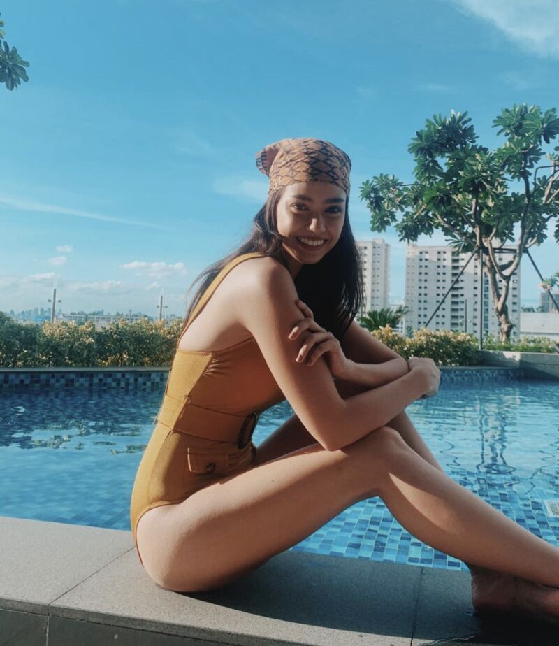 加拿大亚裔混血获选美冠军性感美貌惊为天人14.jpg