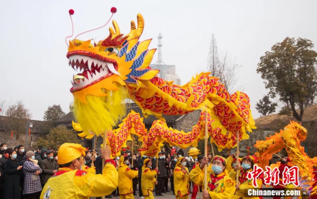 福虎送吉祥 非遗过大年
