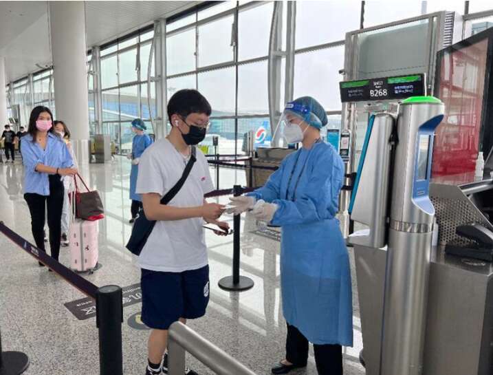 进一步细化了保障流程，为特殊旅客提供一站式‘管家服务’，并且为留学生提供证件咨询等个性化服务，与联检 ...