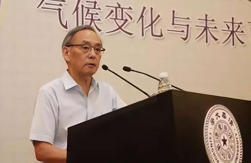 培养学生之余，作为一个环保宣传者的朱棣坚持每年往返中美多次，致力于做中美文化交流的纽带和桥梁，在自己 ...