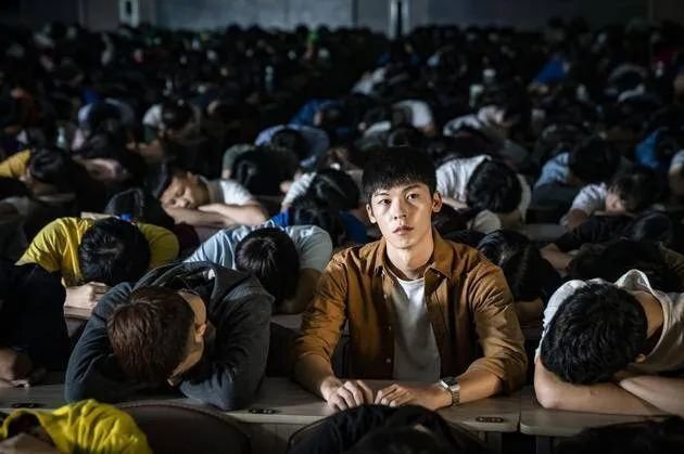 我们的教育是在帮助孩子成长，还是在毁掉一代孩子