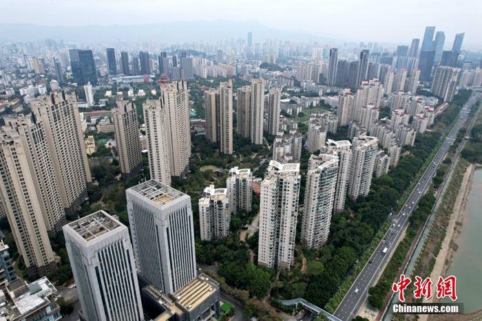 空中航拍福州江滨楼盘