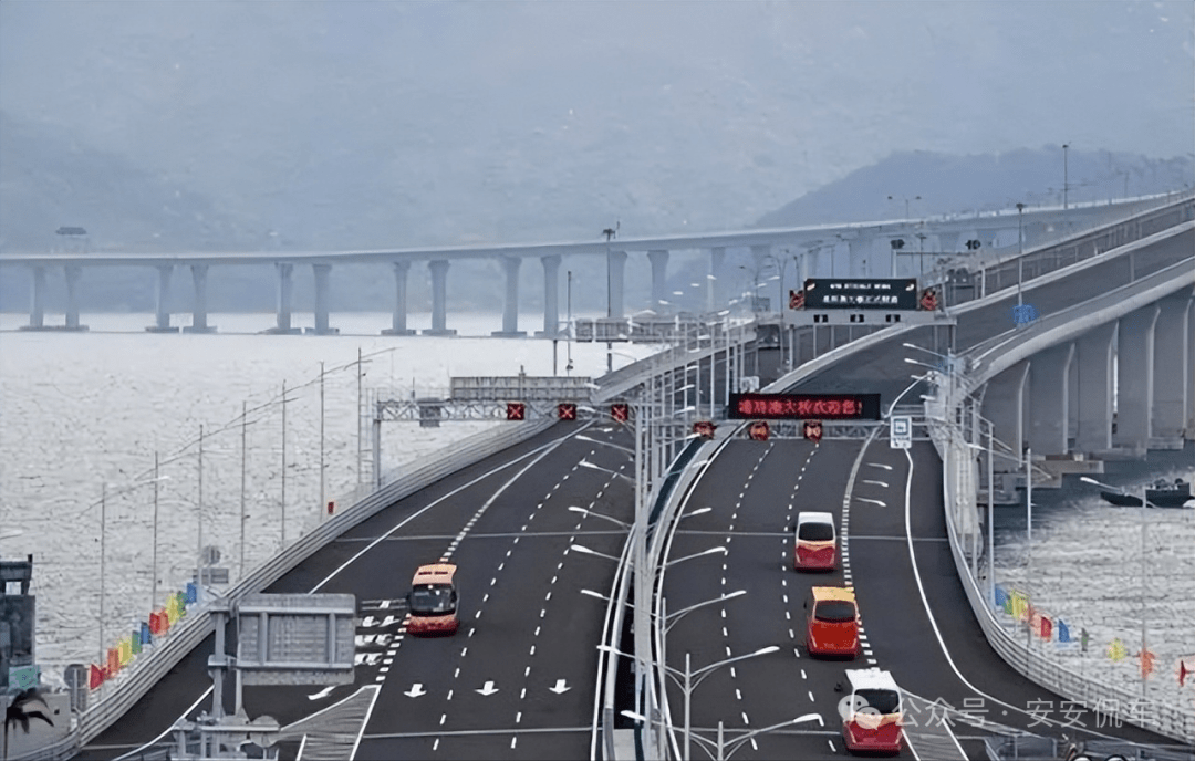 港珠澳大桥