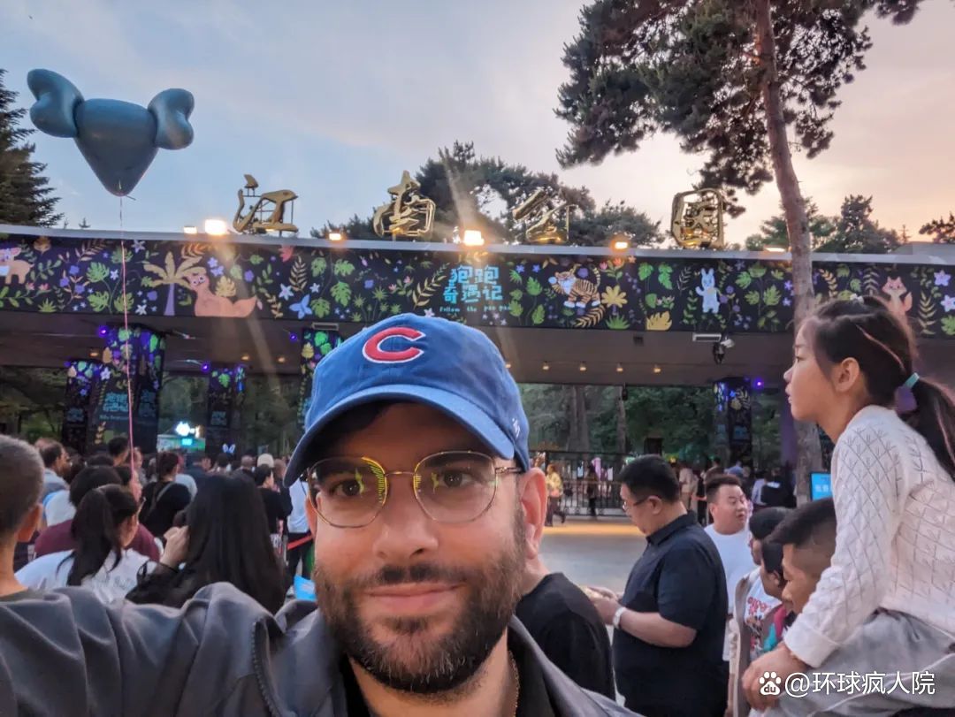 在吉林遇刺的美国教师之一大卫·扎布纳