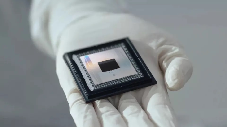 谷歌声称：量子芯片可能证明平行宇宙的存在