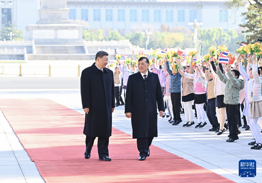 国家主席习近平在北京人民大会堂会见来华进行国事访问的泰国国王哇集拉隆功 ...